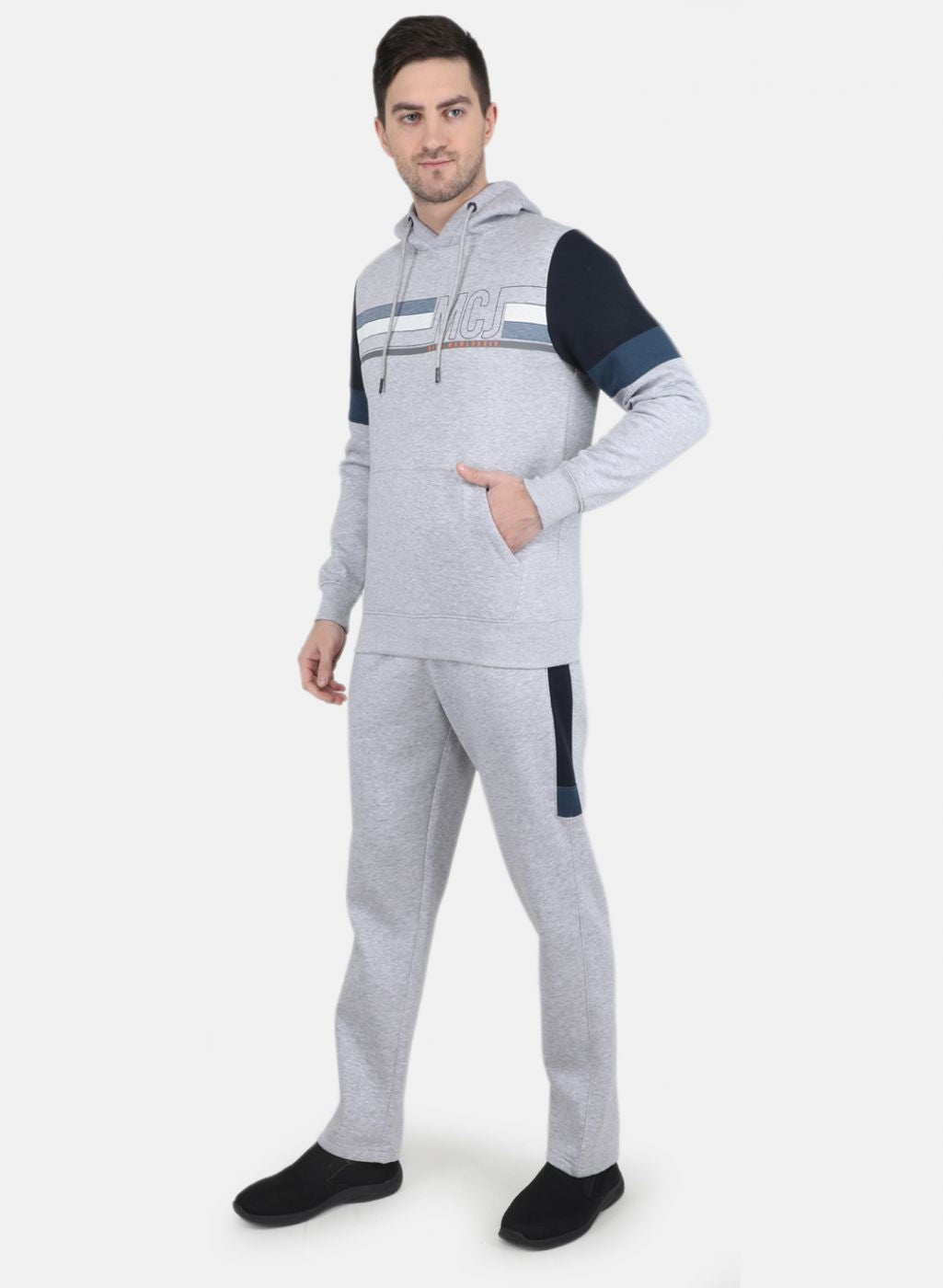 Men Grey Solid Tracksuit