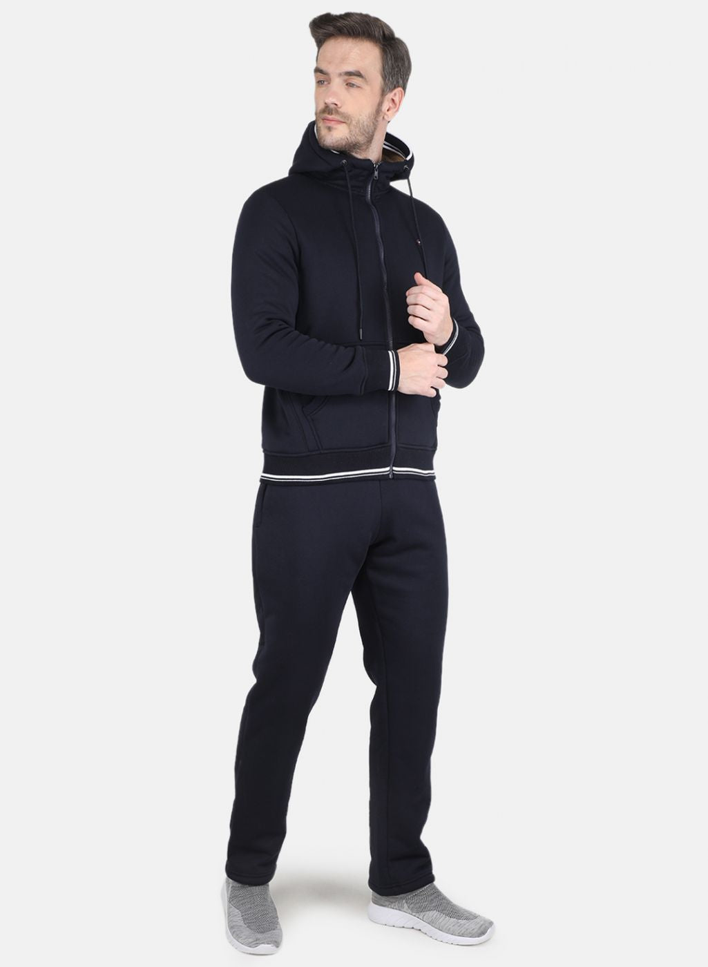 Men Grey Solid Tracksuit