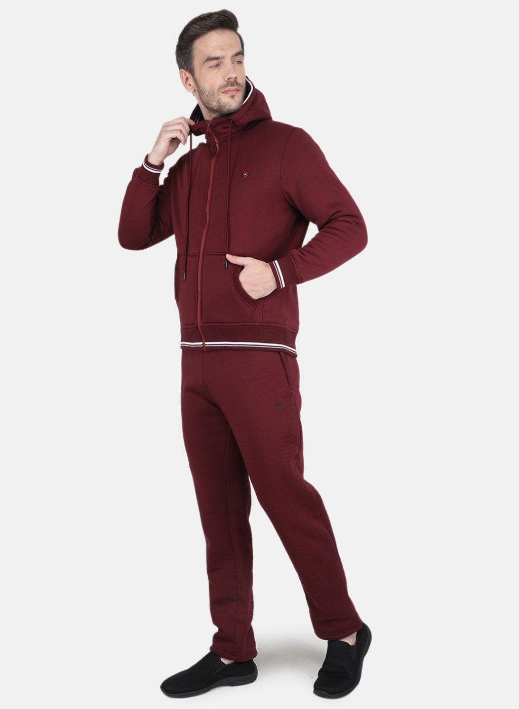 Men Maroon Solid Tracksuit