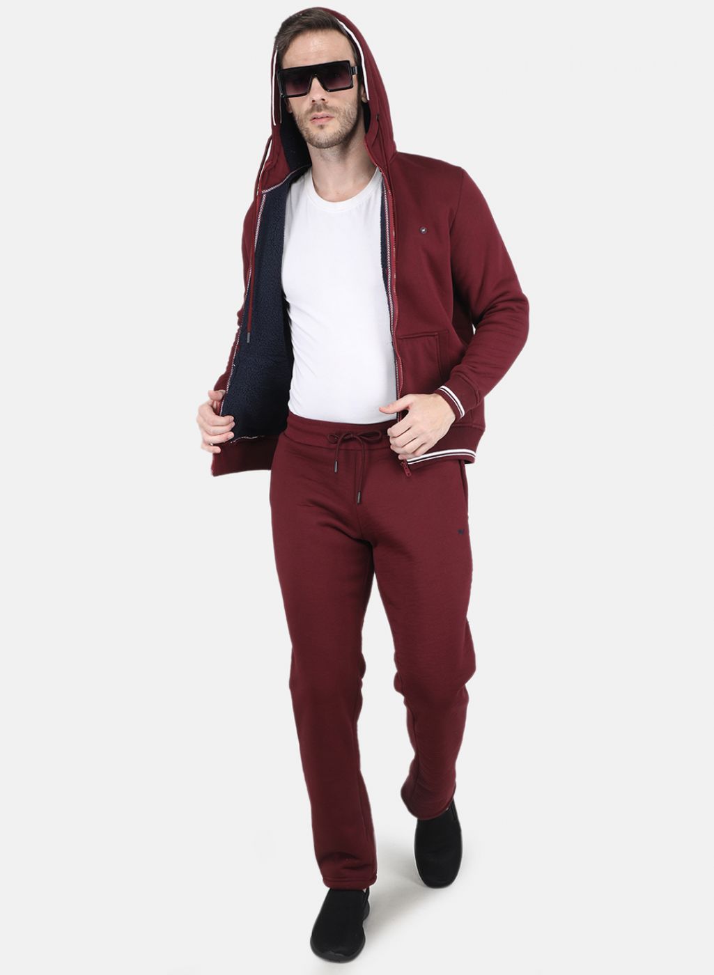 Men Maroon Solid Tracksuit