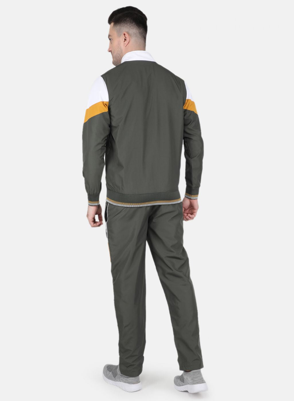 Men Olive Solid Tracksuit