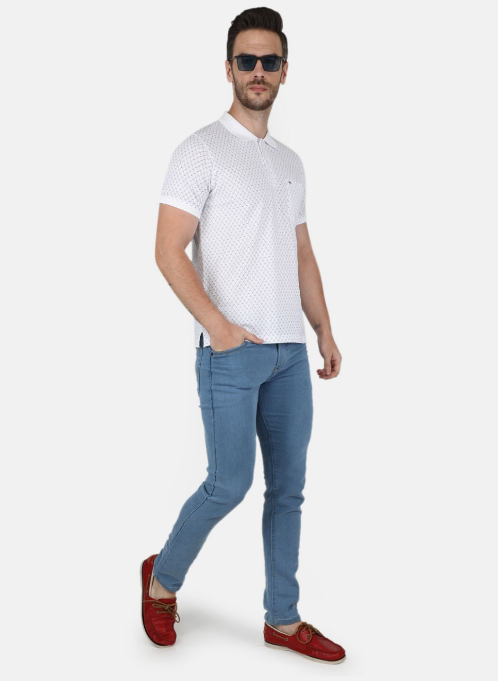 Men White Stripe T-Shirt