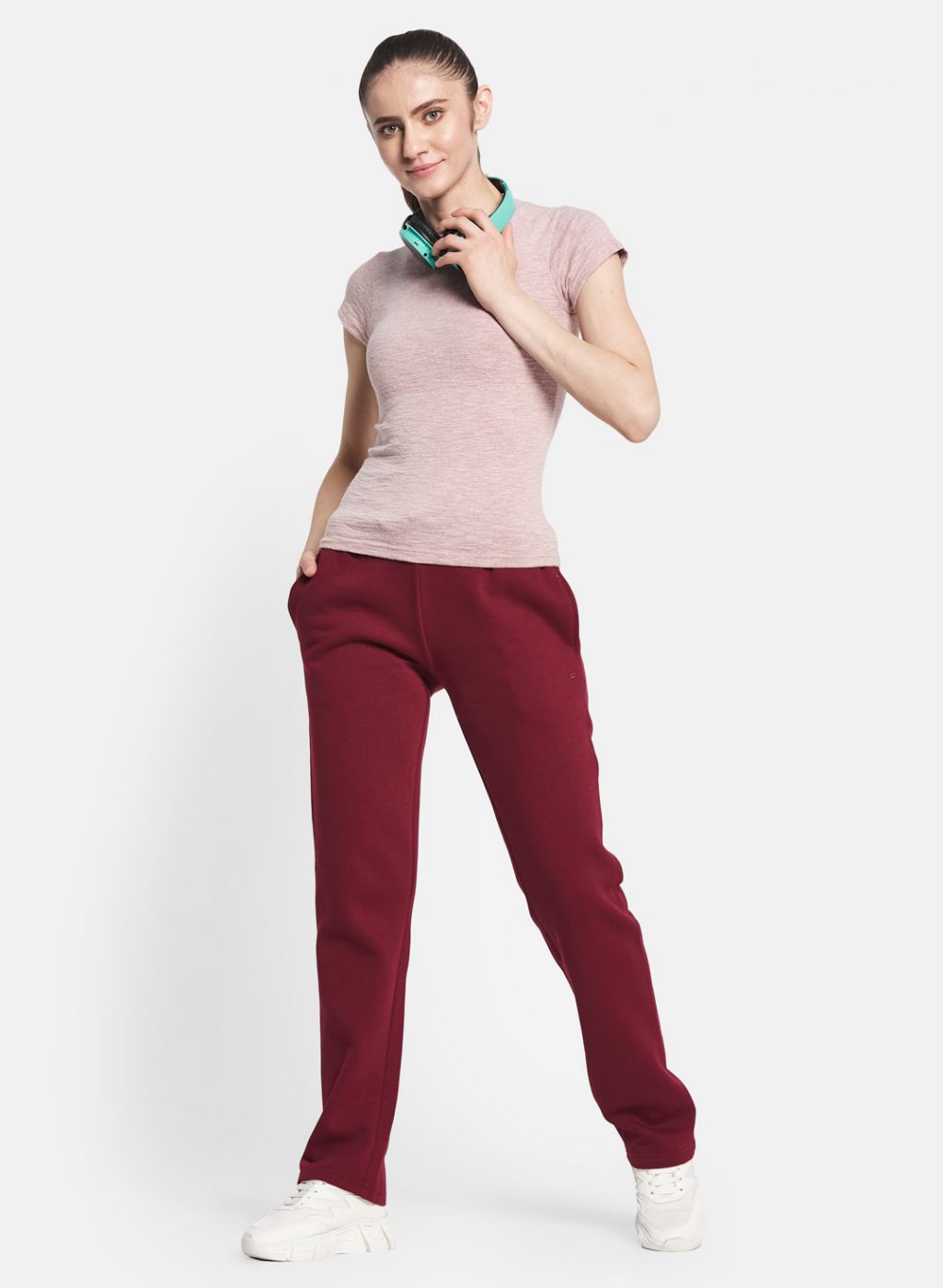 Women Maroon Regular Fit Winter Lower