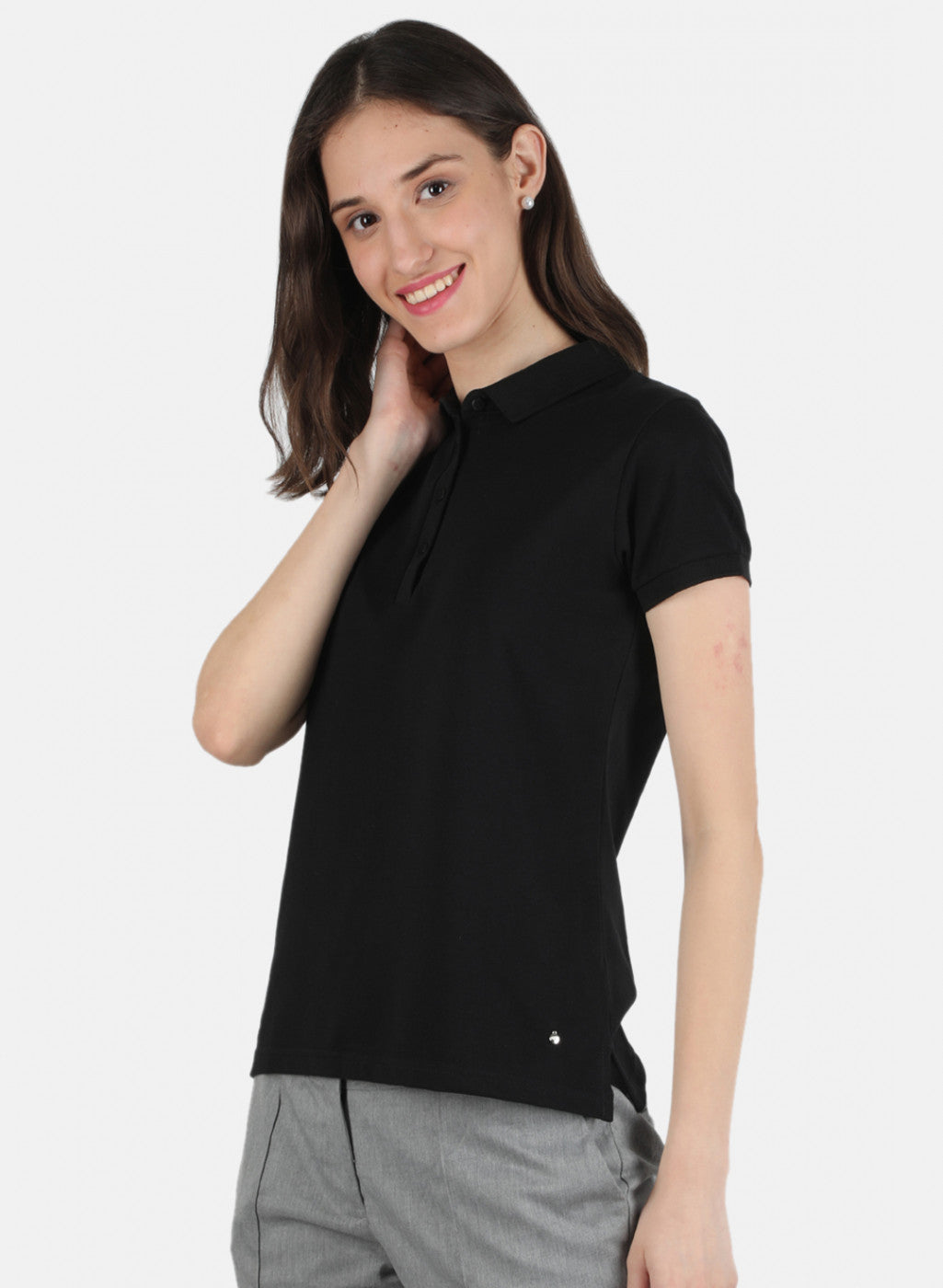 Women Black Plain T-Shirt