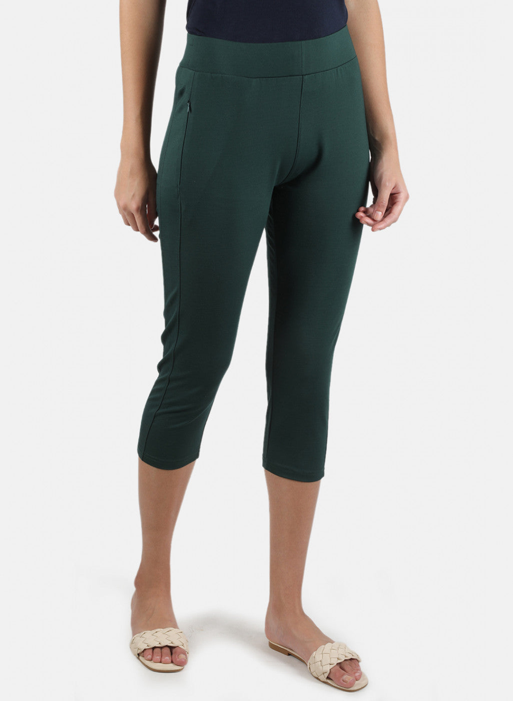 Women Green Plain Capri