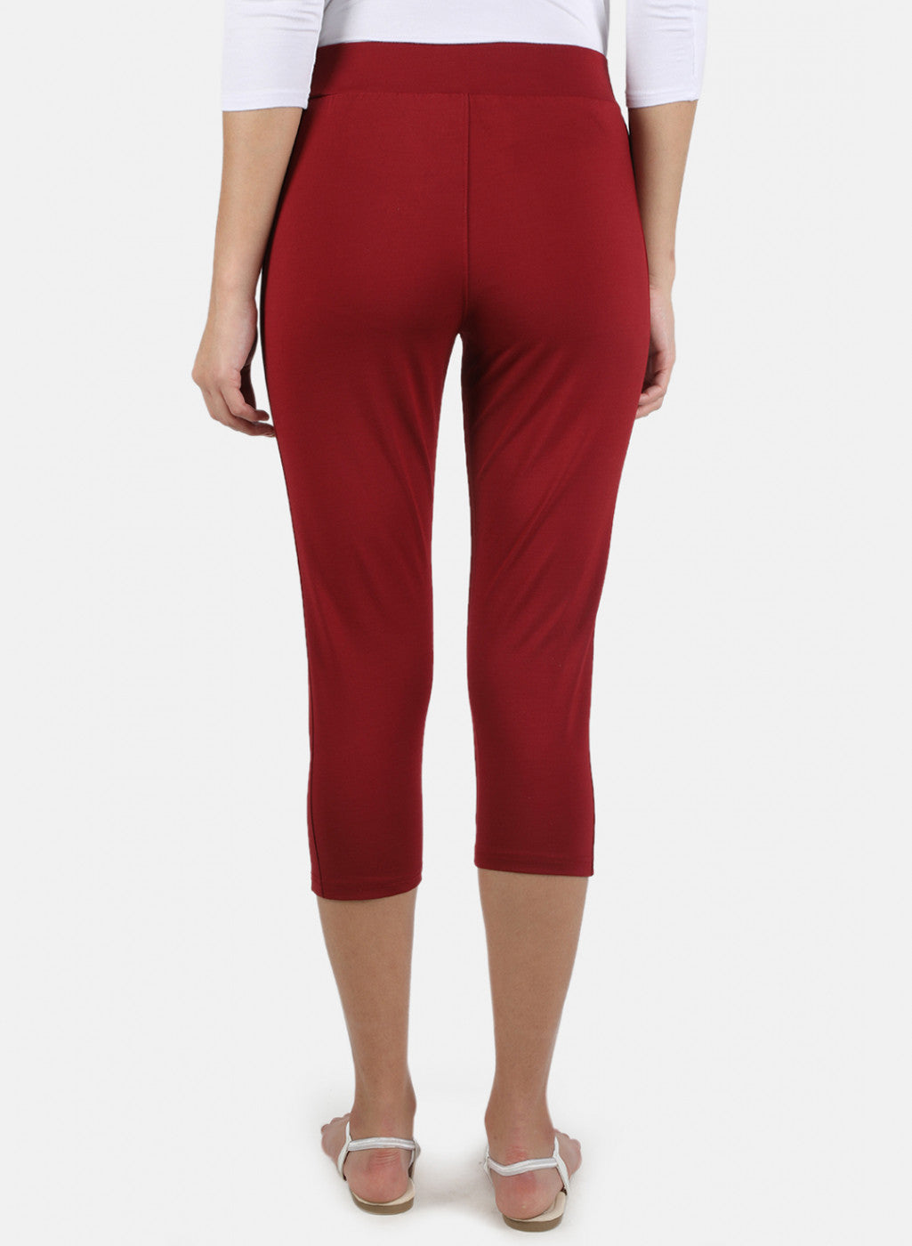 Women Maroon Plain Capri