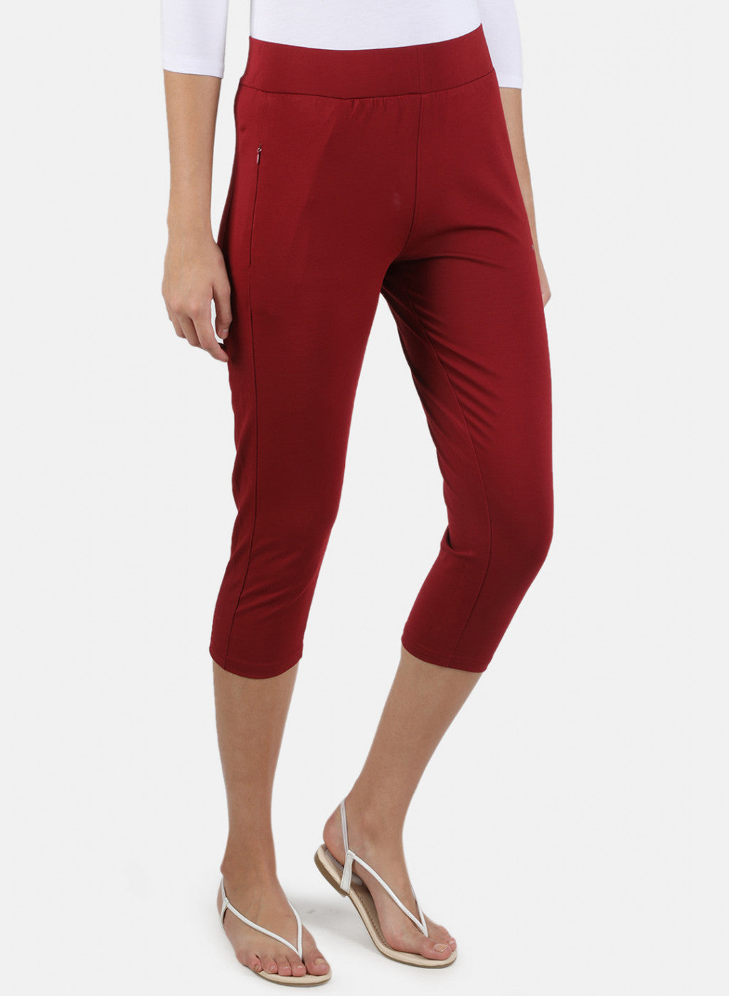 Women Maroon Plain Capri