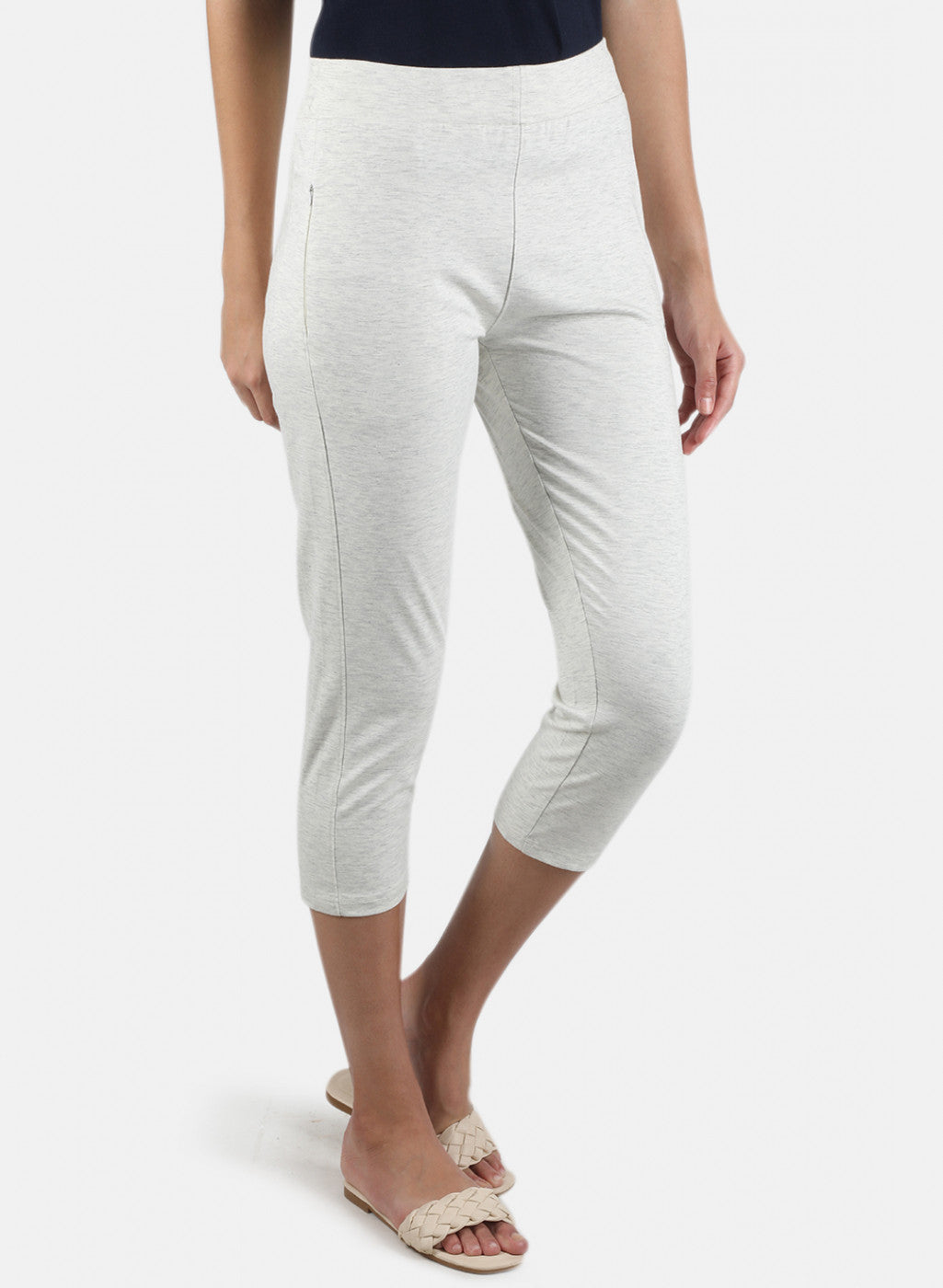 Women Grey Plain Capri