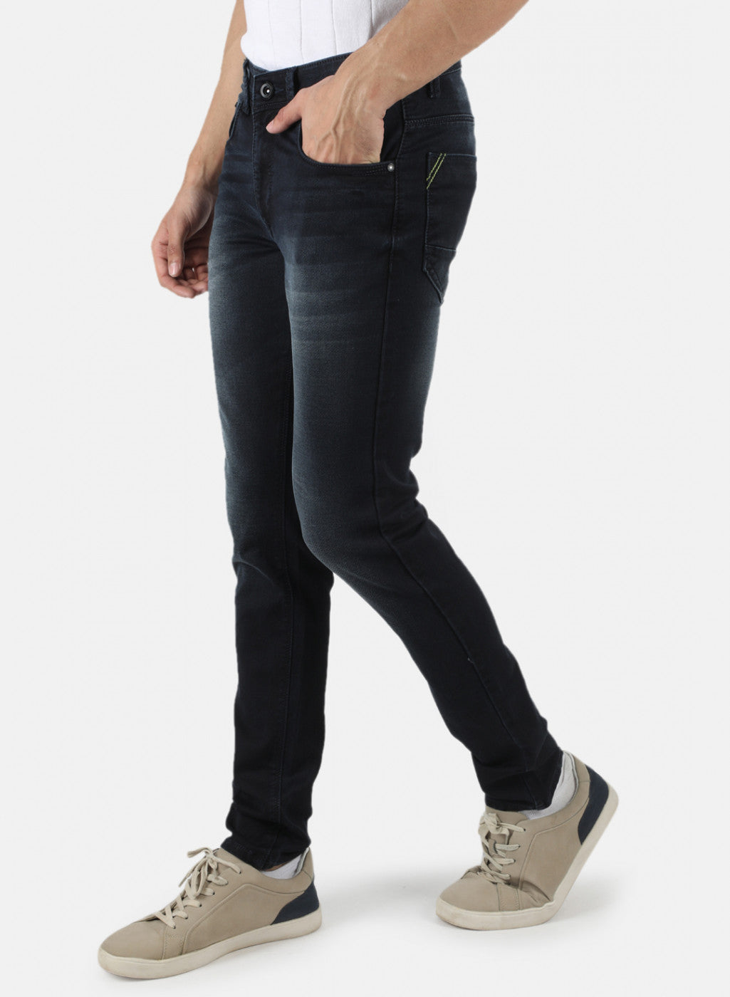 Men Black Skinny Fit Denim