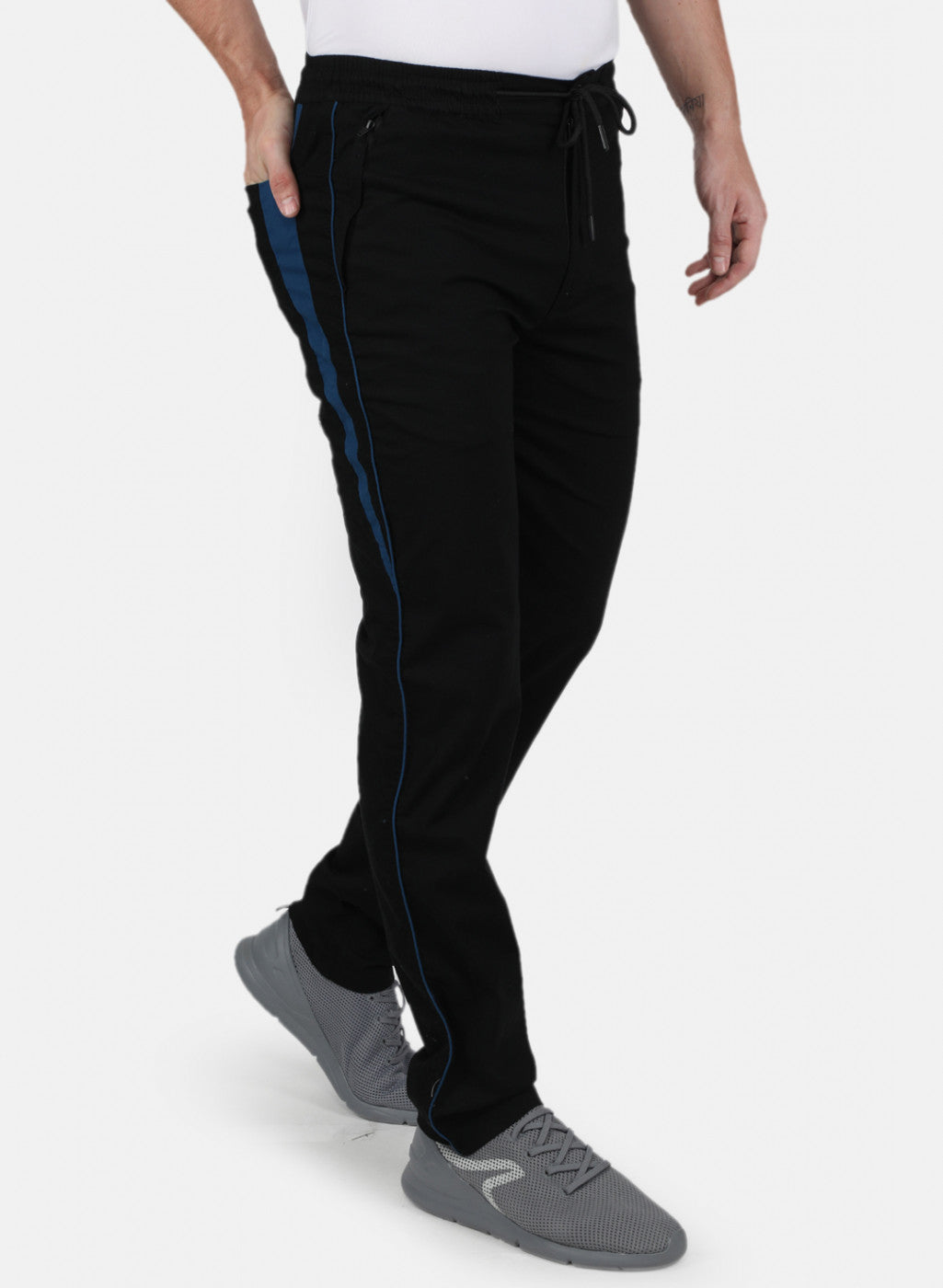 Men Black Smart Fit Winter Lower