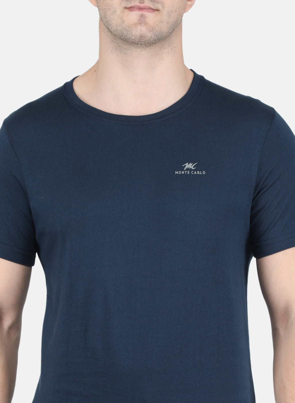 Men Blue Solid T-Shirt