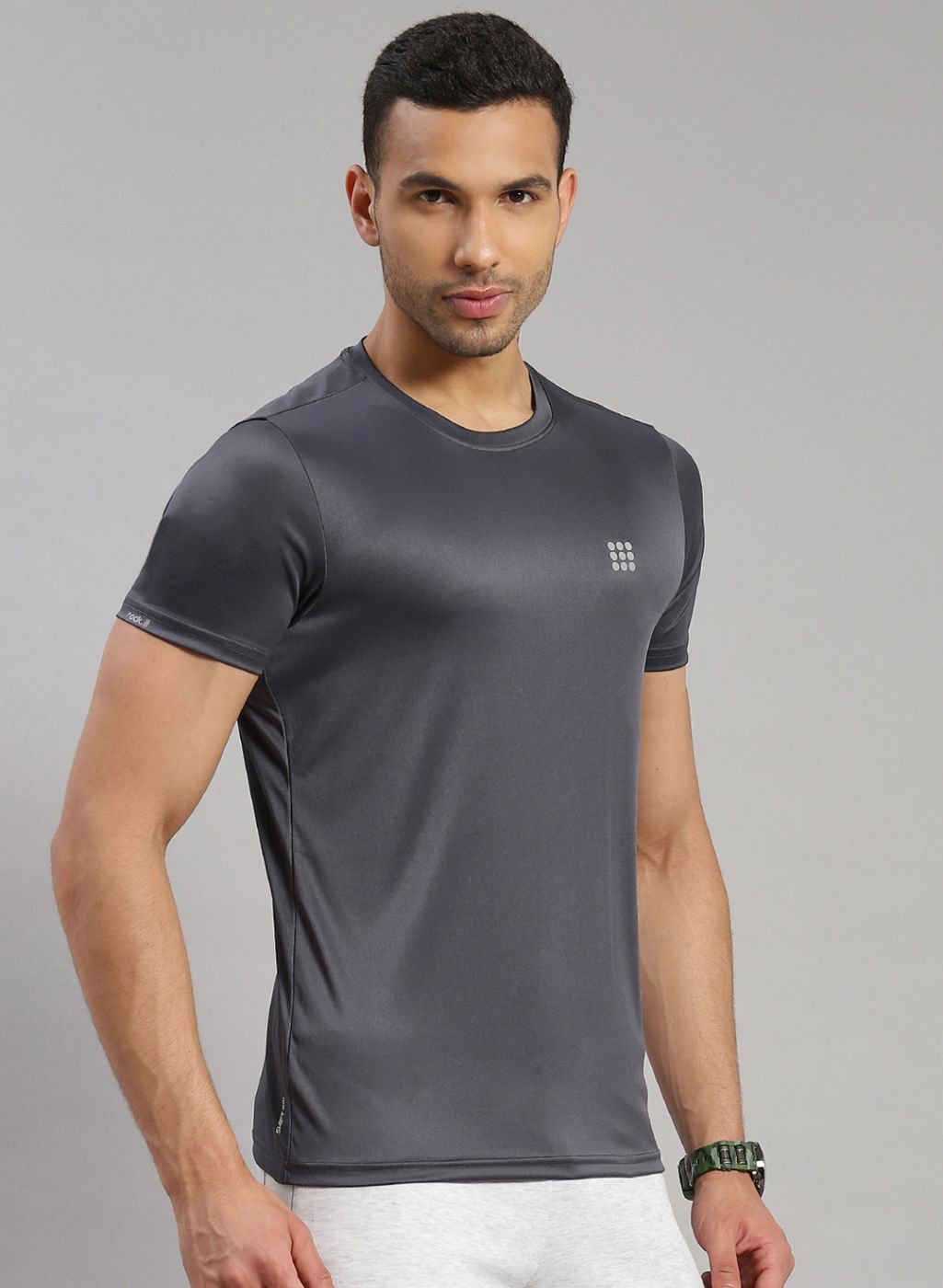 Men Grey Solid T-Shirt