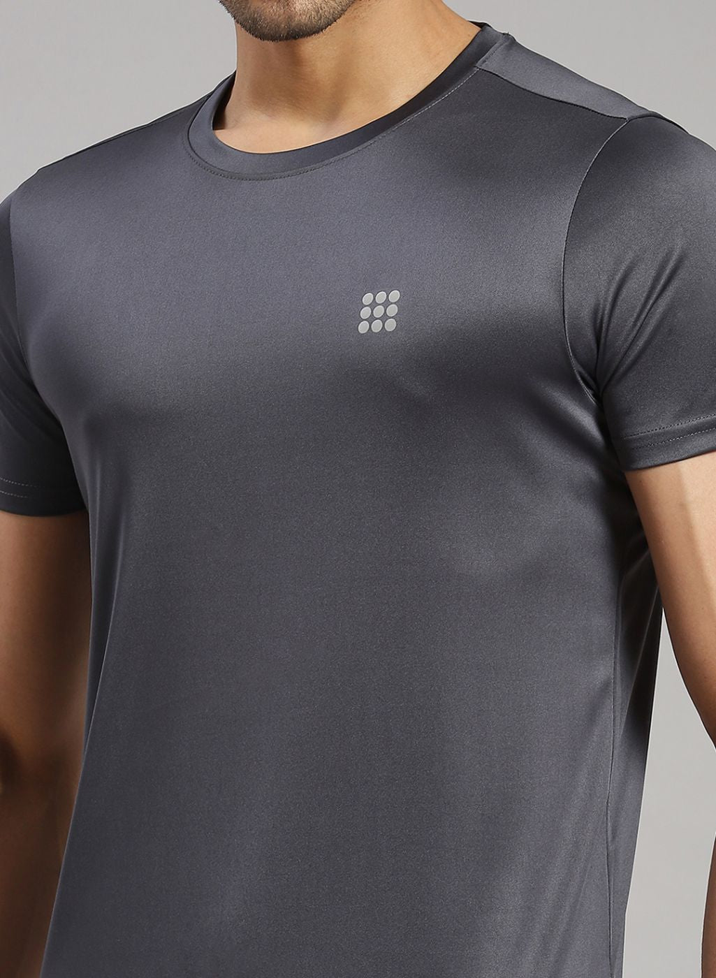 Men Grey Solid T-Shirt