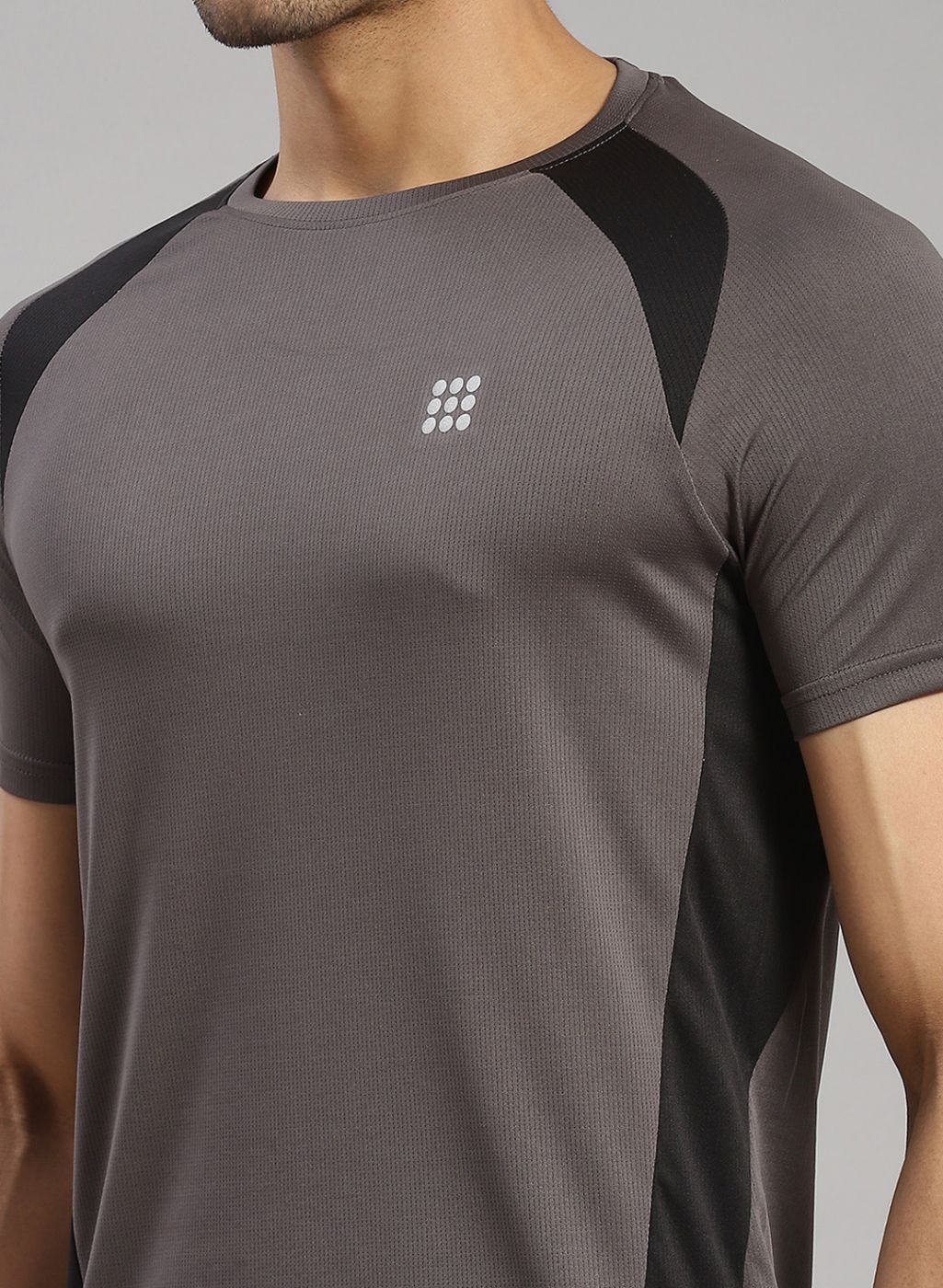 Men Grey Solid T-Shirt