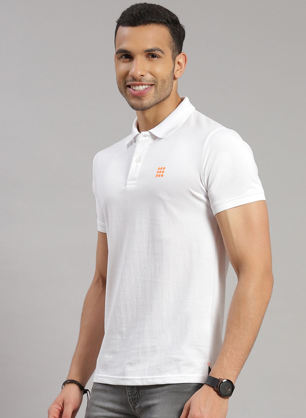 Men White Solid T-Shirt