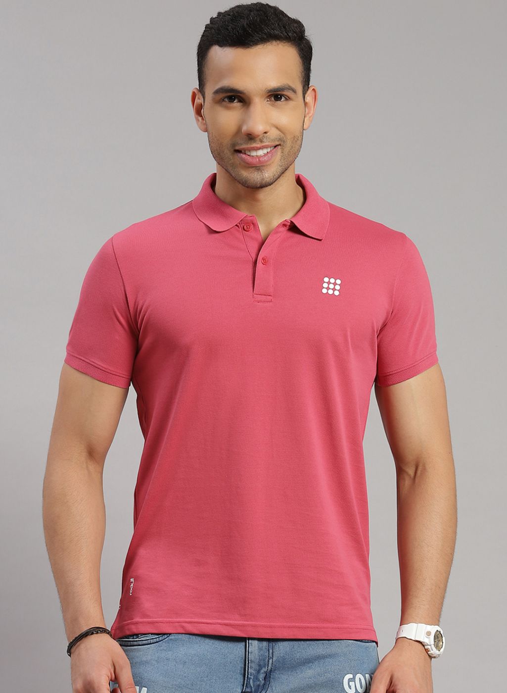 Men Pink Solid T-Shirt