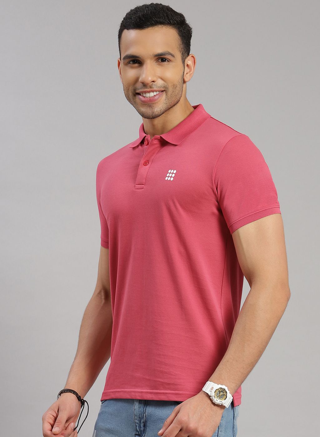 Men Pink Solid T-Shirt