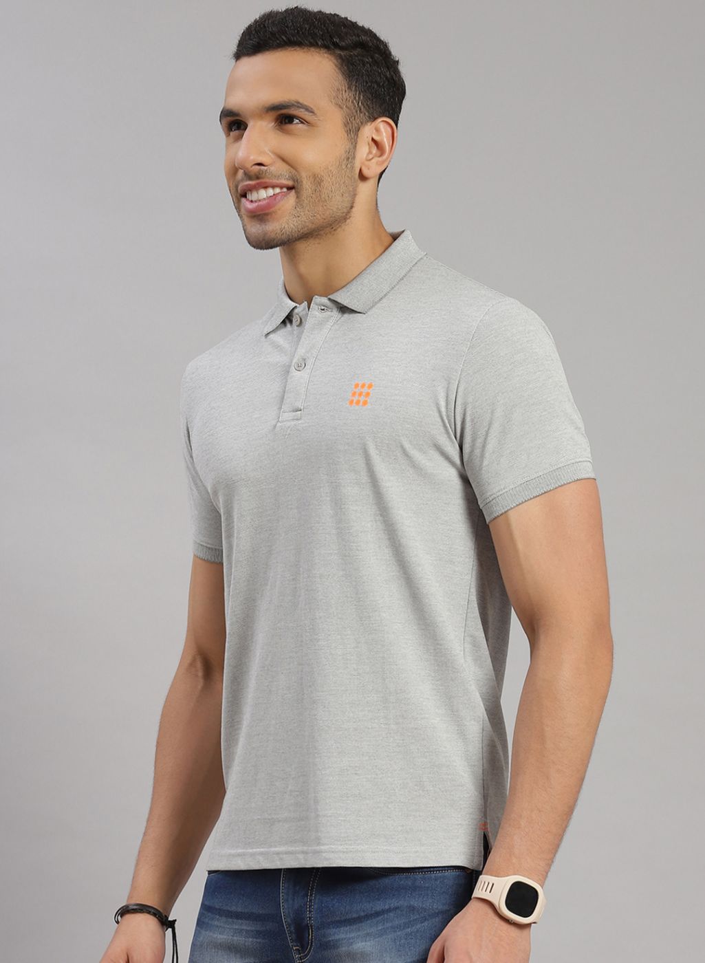 Men Grey Solid T-Shirt