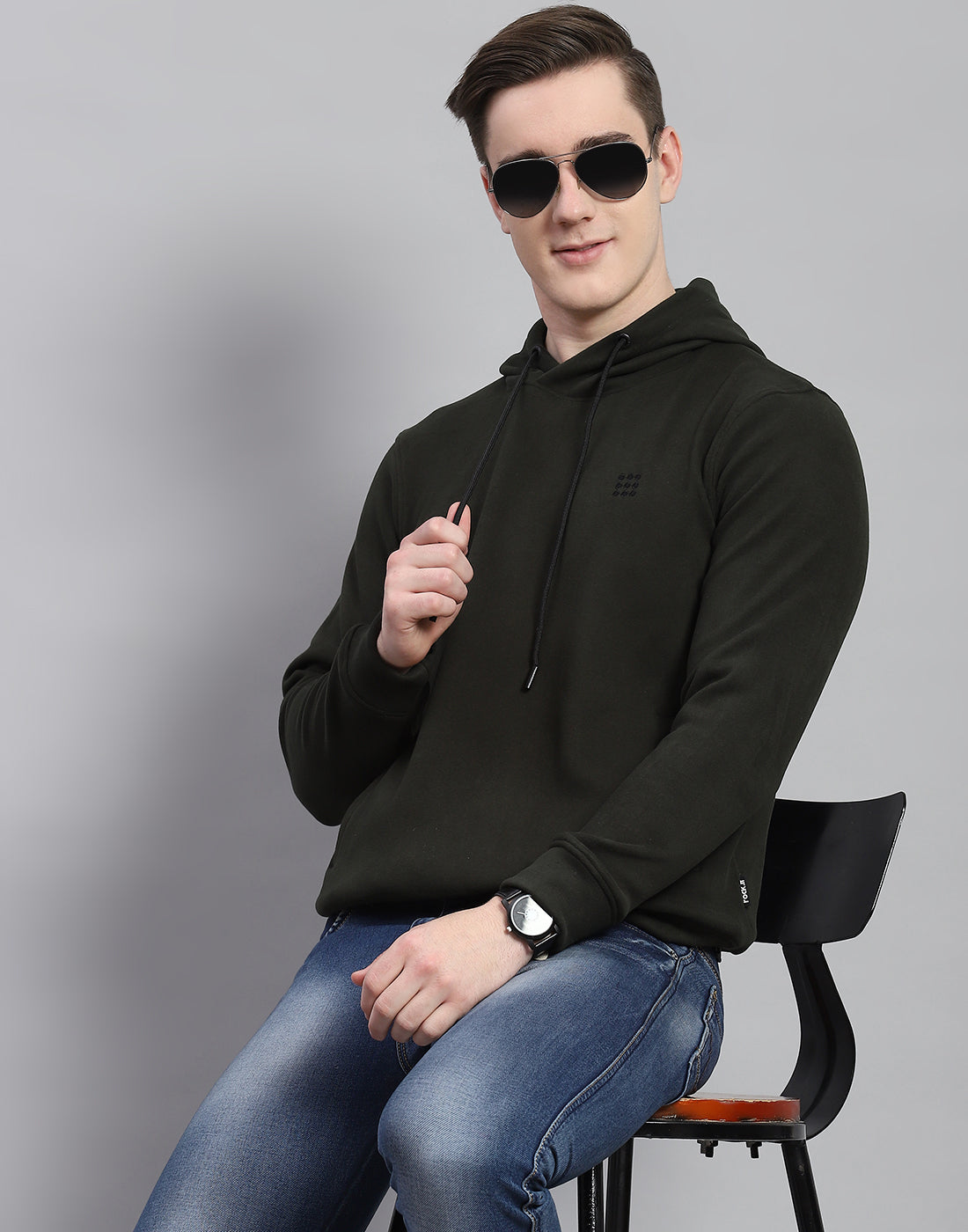 Men Olive Solid Hooded Full Sleeve Sweatshirt