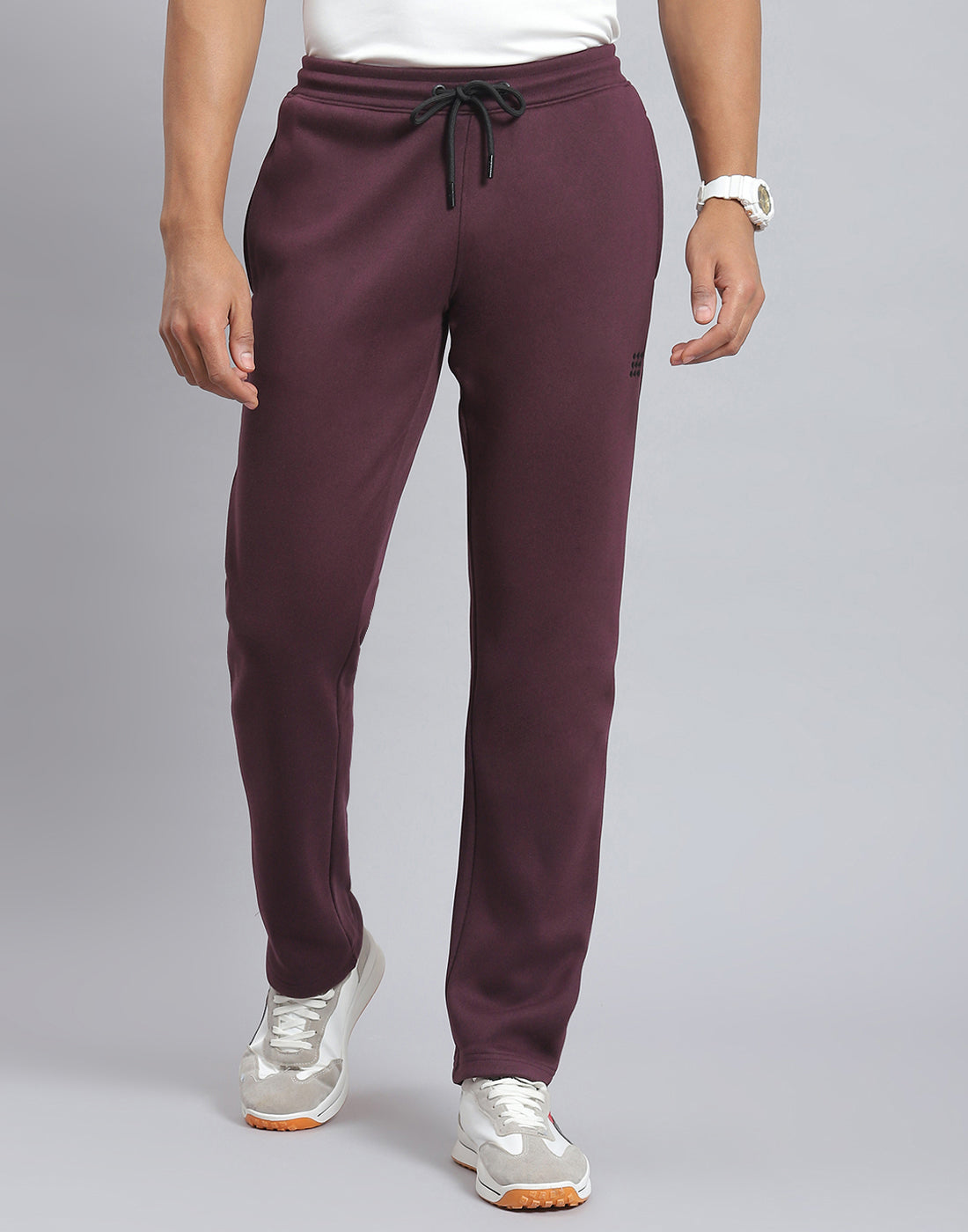 Men Maroon Solid Regular Fit Winter Lower