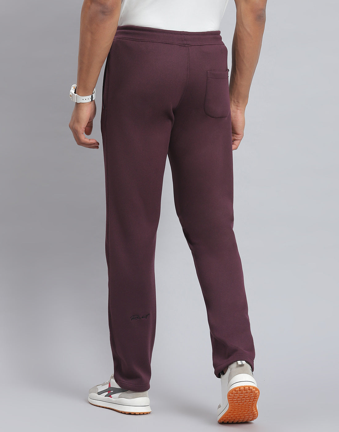 Men Maroon Solid Regular Fit Winter Lower