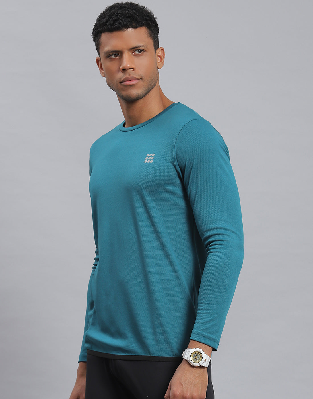 Men Teal Blue Solid Round Neck Full Sleeve Active T-Shirt