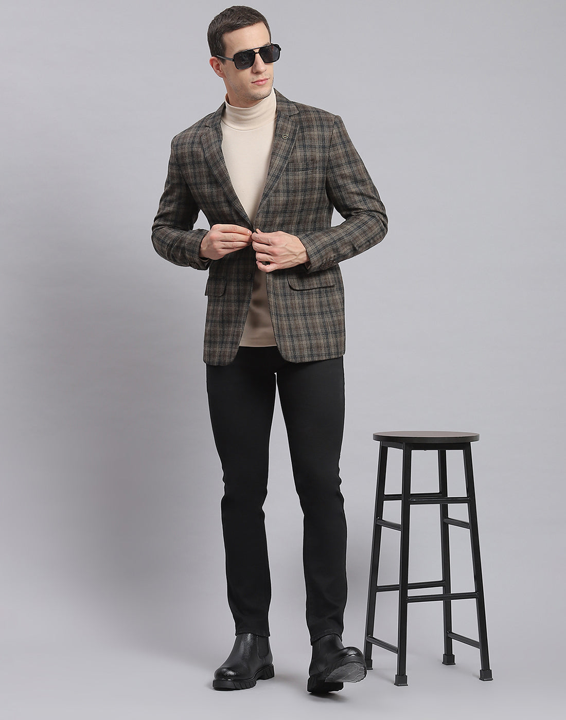 Men Brown Check Lapel Collar Full Sleeve Coat