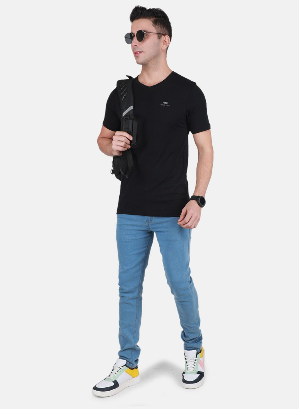 Men Black Solid T-Shirt