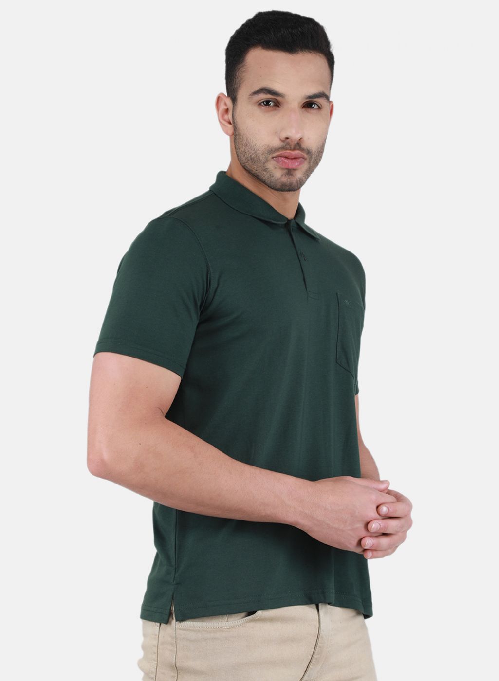 Men Green Solid T-Shirt