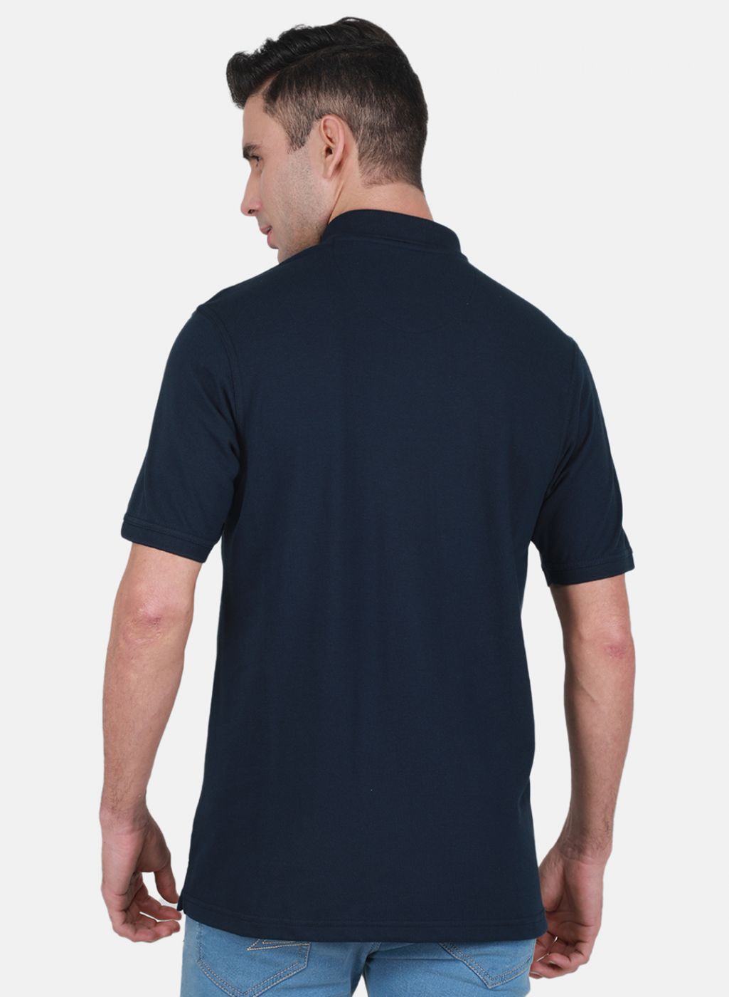 Men NAvy Blue Solid T-Shirt