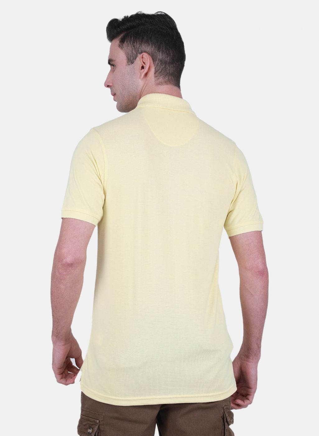 Men Yellow Solid T-Shirt