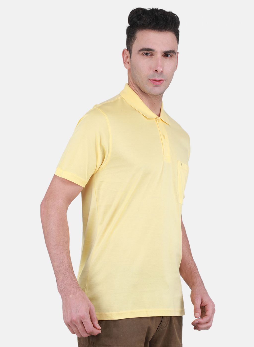 Men Yellow Solid T-Shirt