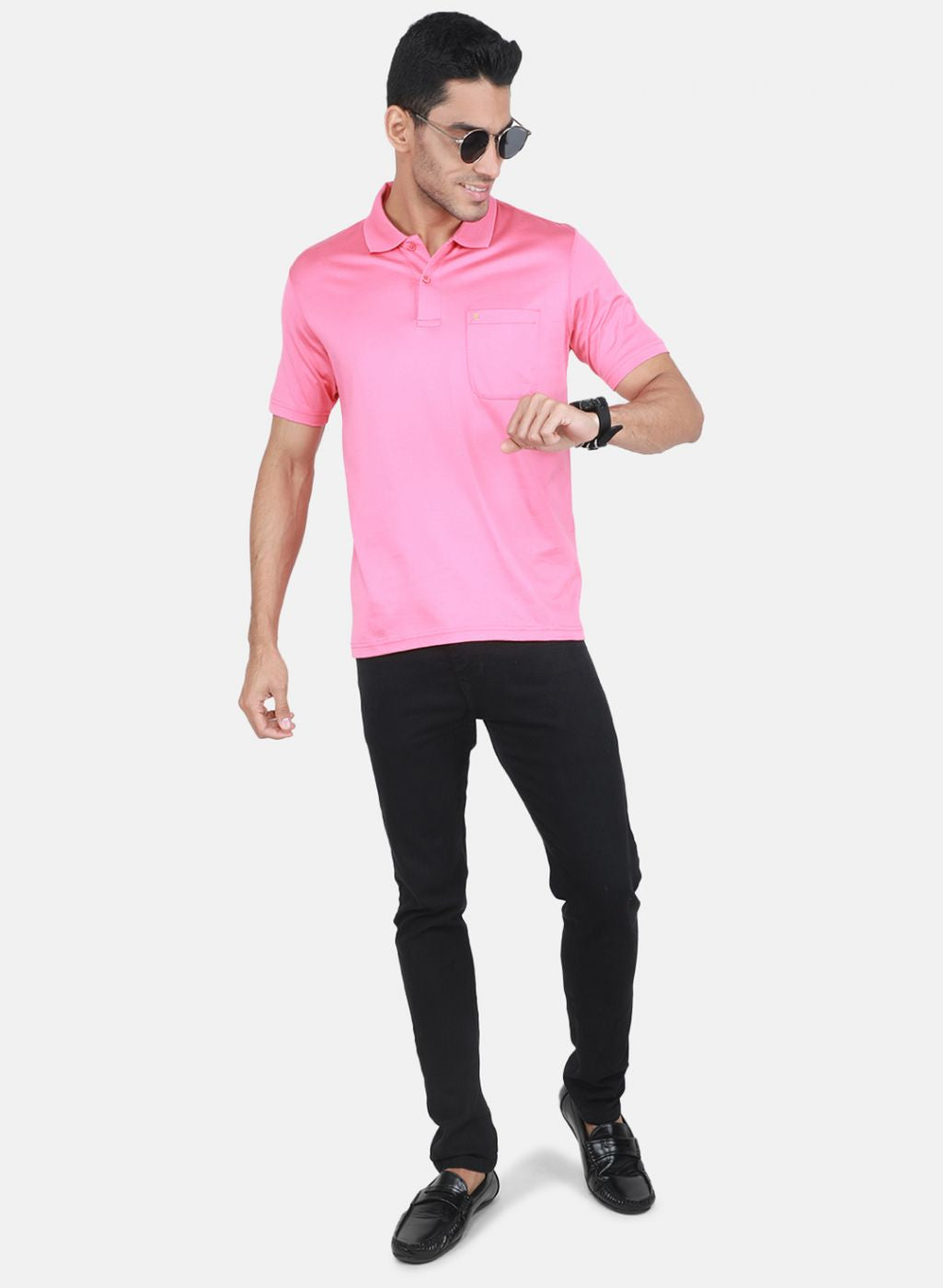 Men Pink Solid T-Shirt