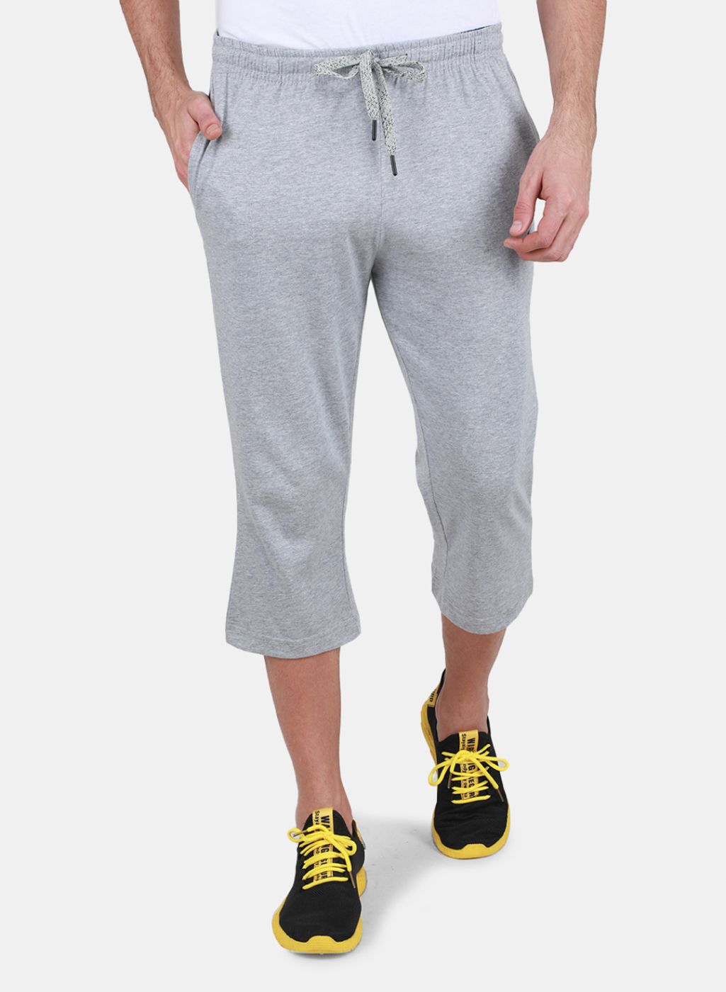 Men Grey Solid Capri