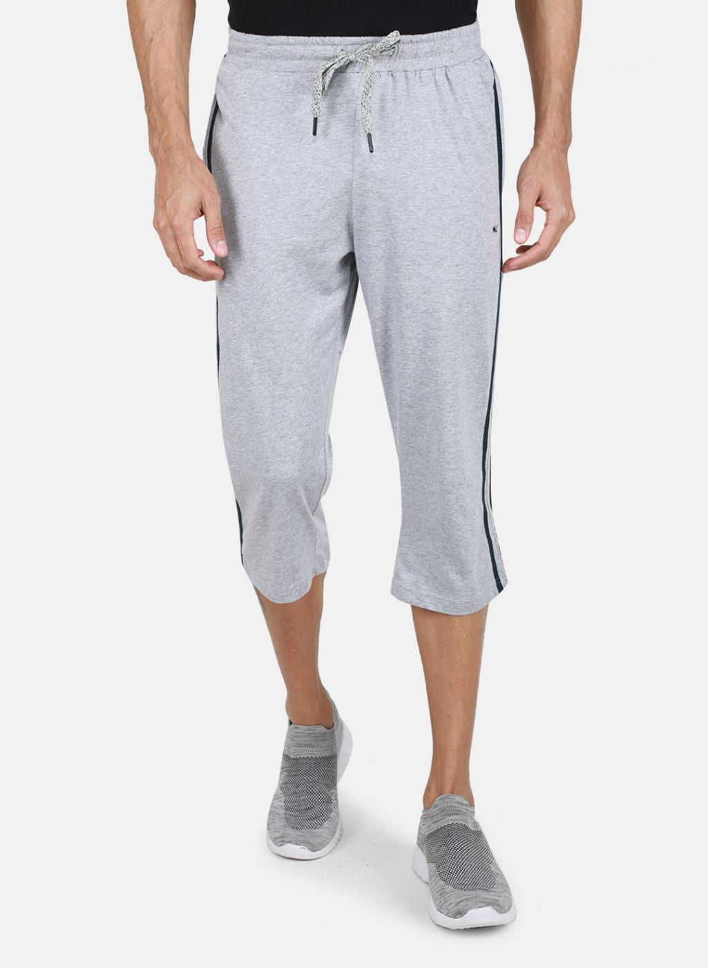 Men Grey Solid Capri