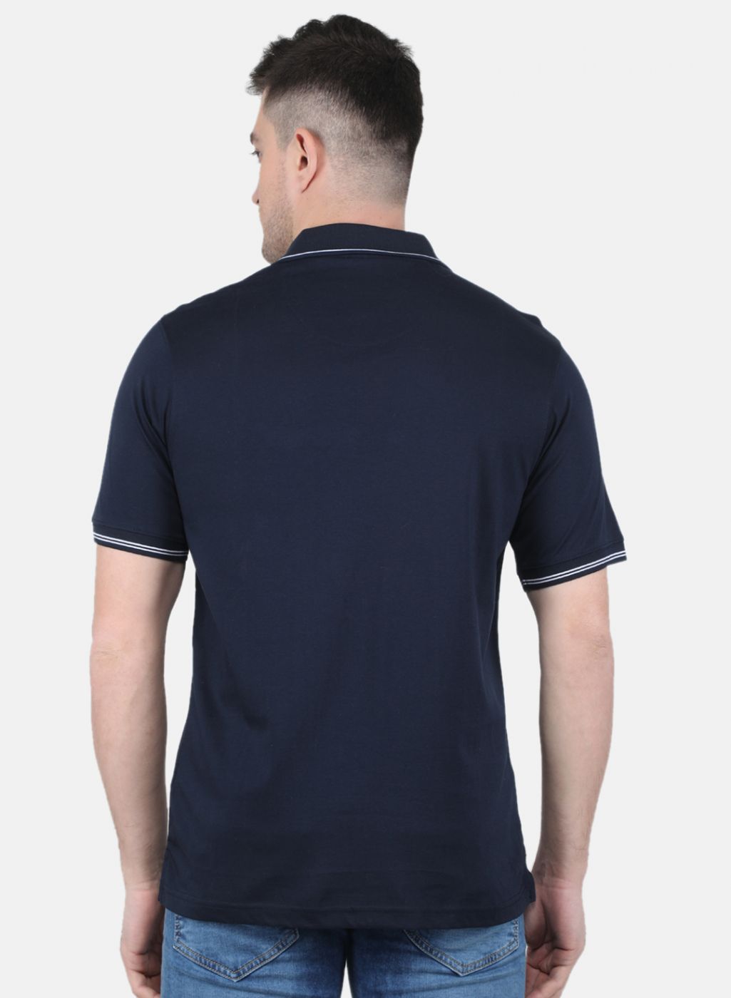 Men NAvy Blue Solid T-Shirt