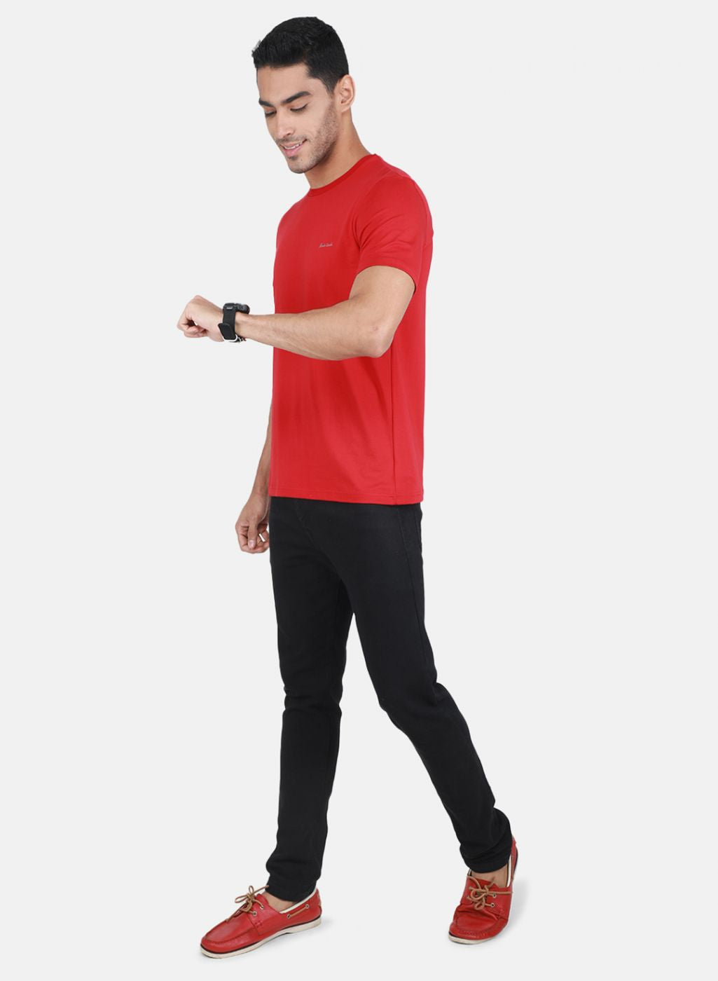 Men Red Solid T-Shirt