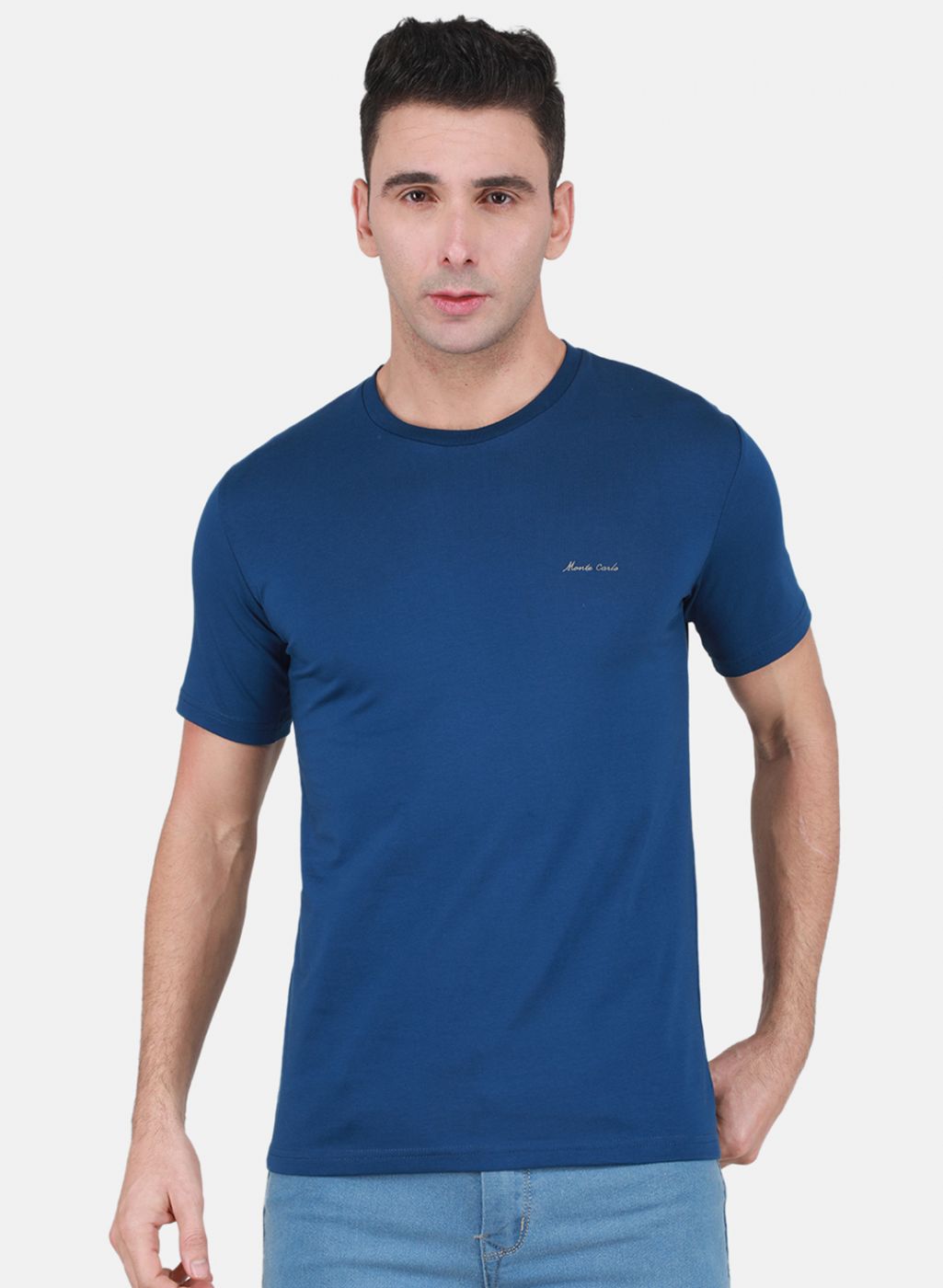 Men Blue Solid T-Shirt