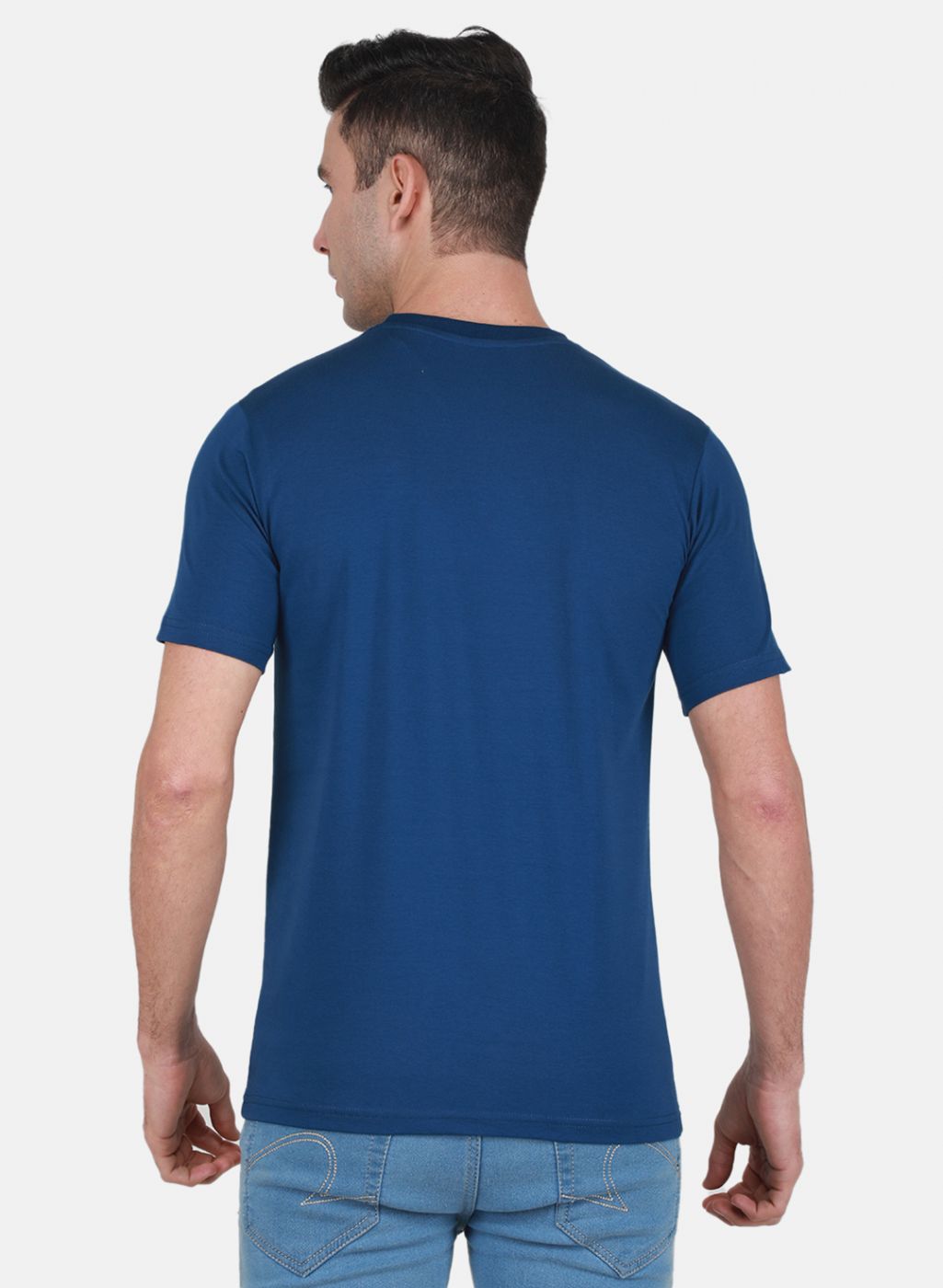 Men Blue Solid T-Shirt