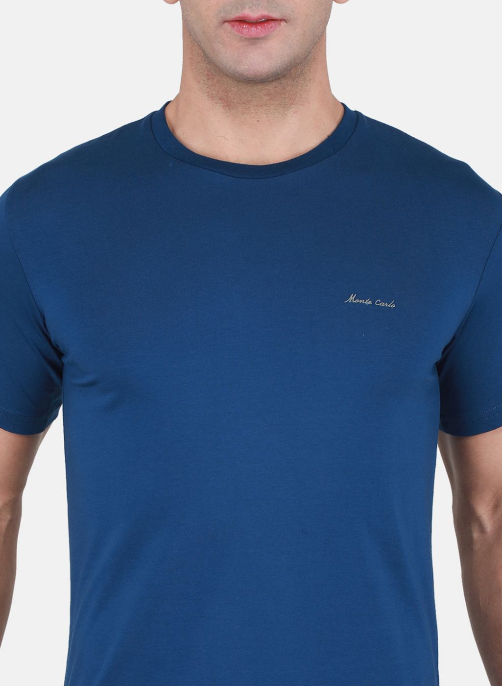 Men Blue Solid T-Shirt