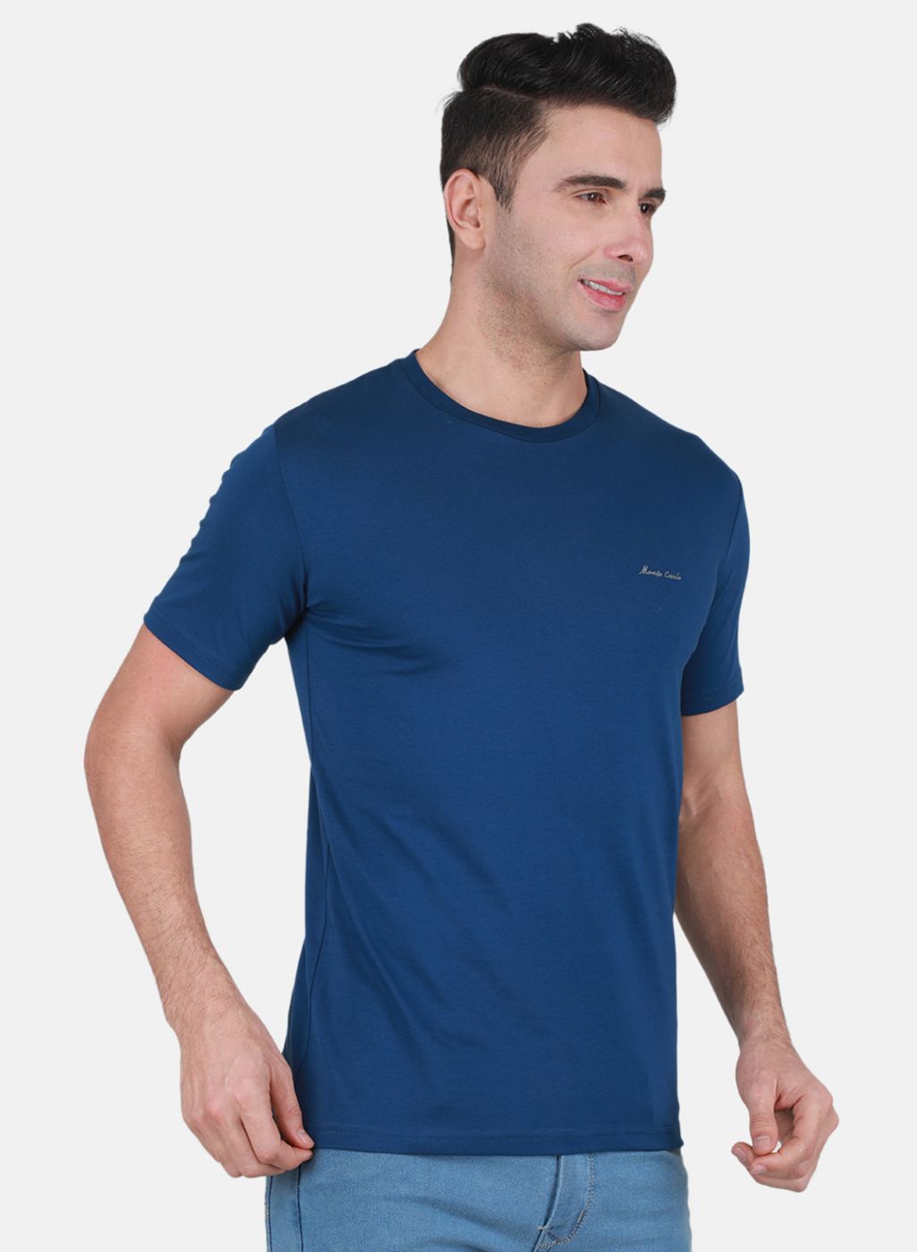 Men Blue Solid T-Shirt