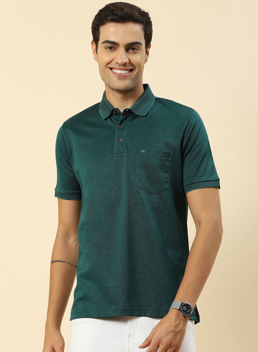 Men Green Solid T-Shirt