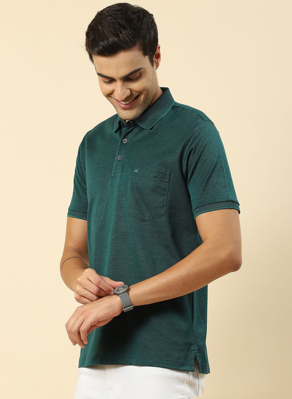 Men Green Solid T-Shirt