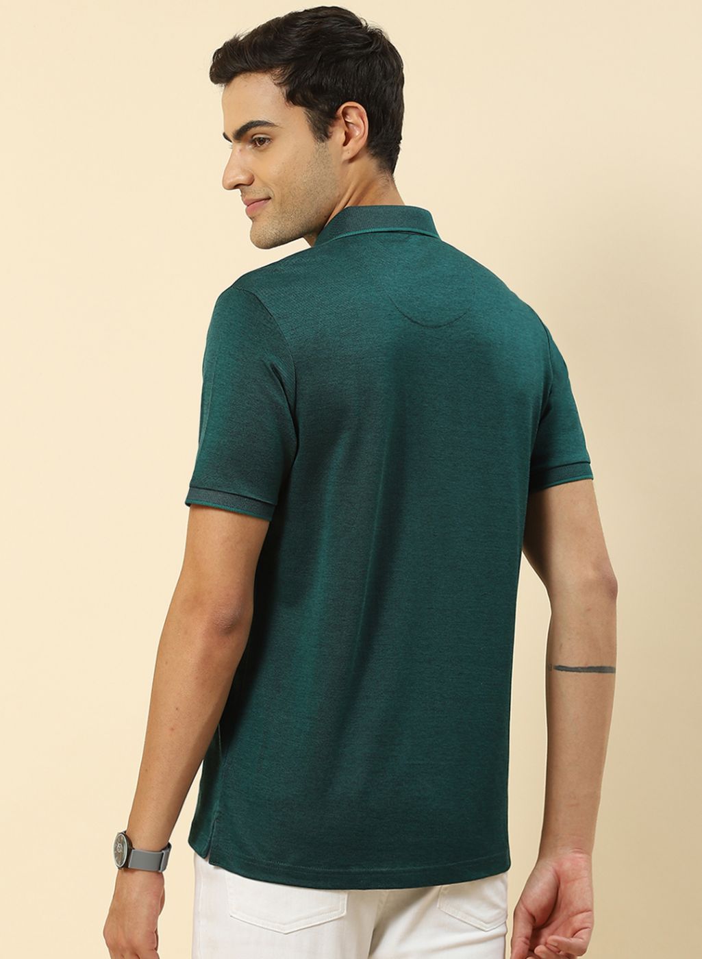 Men Green Solid T-Shirt