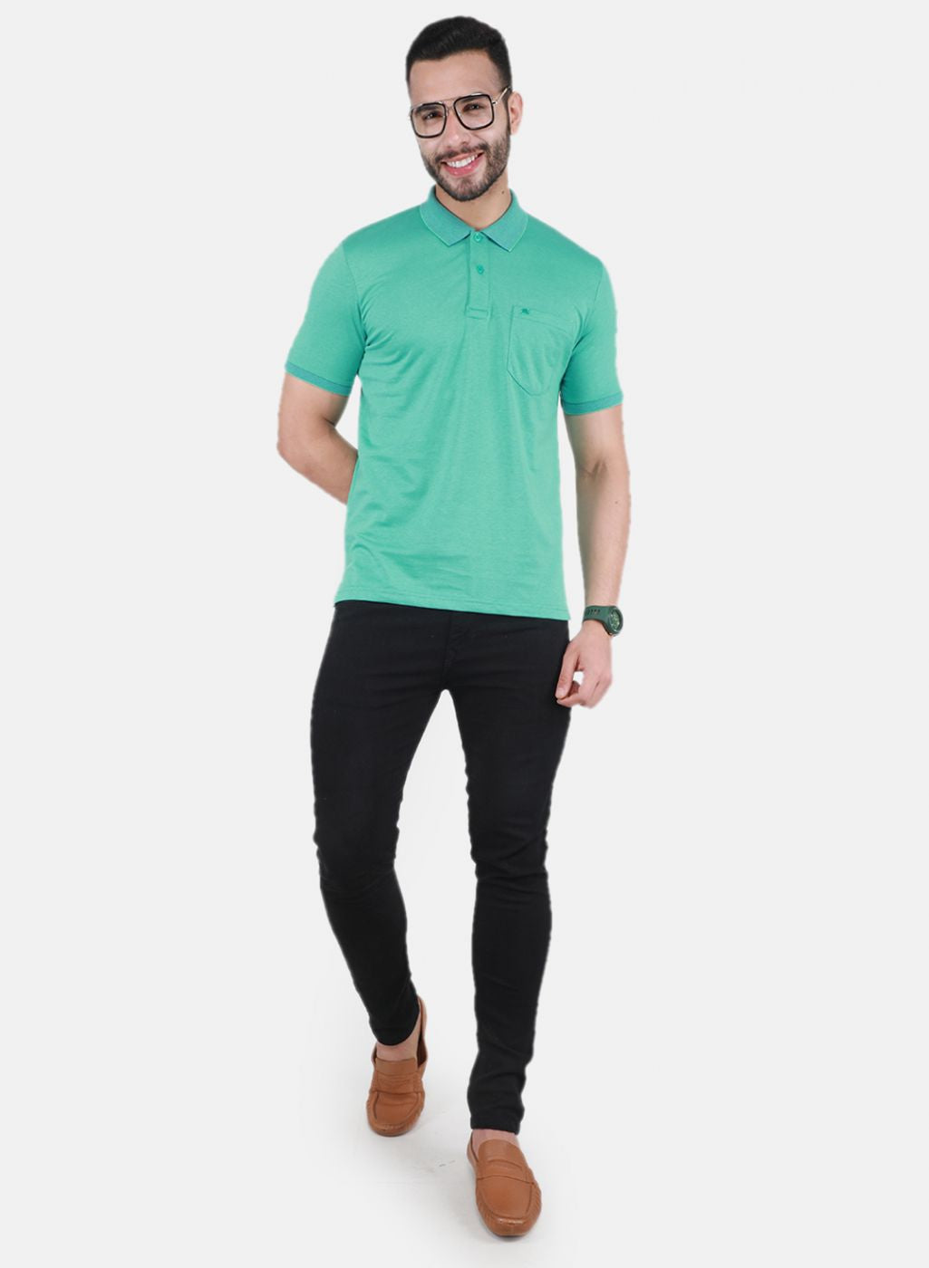 Men Green Solid T-Shirt