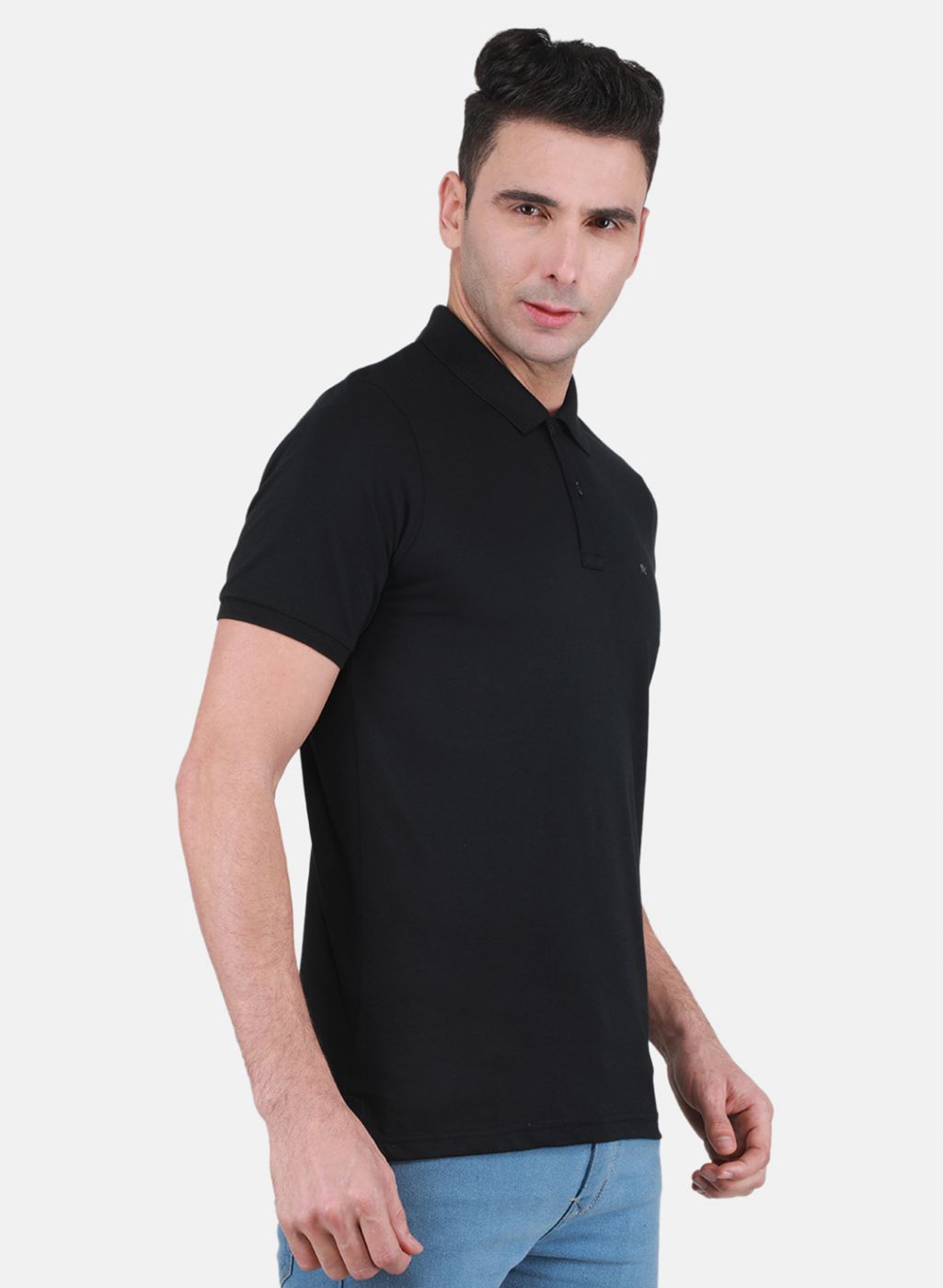 Men Black Solid T-Shirt