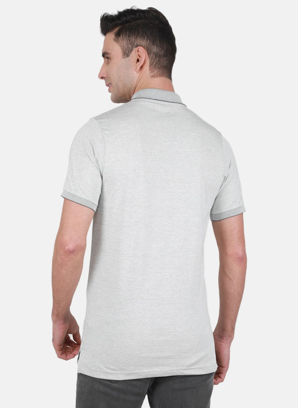 Men Grey Solid T-Shirt