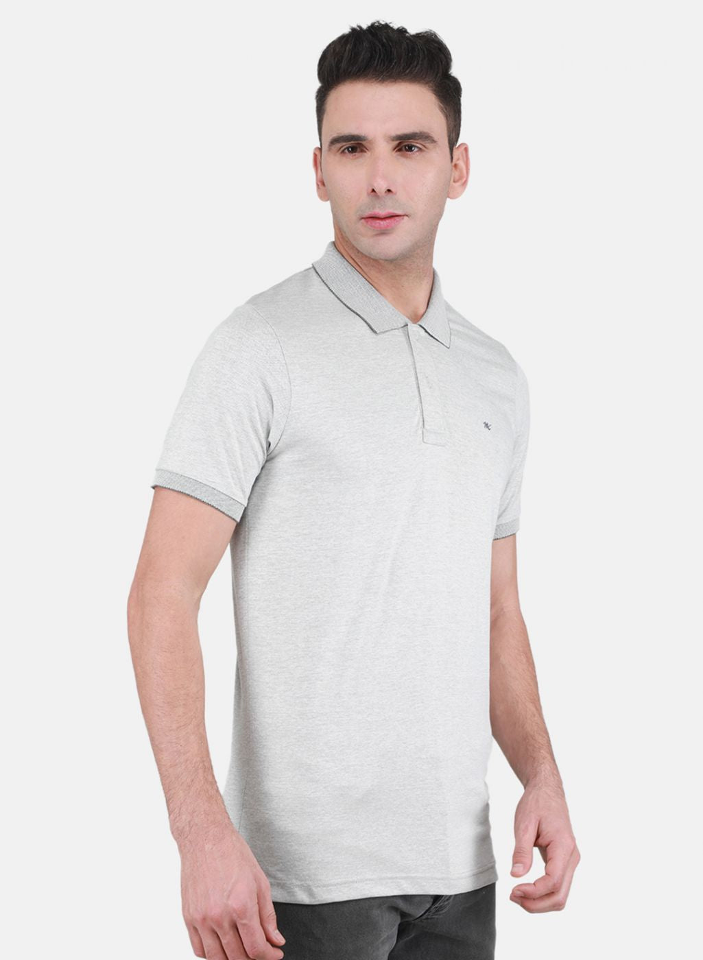 Men Grey Solid T-Shirt