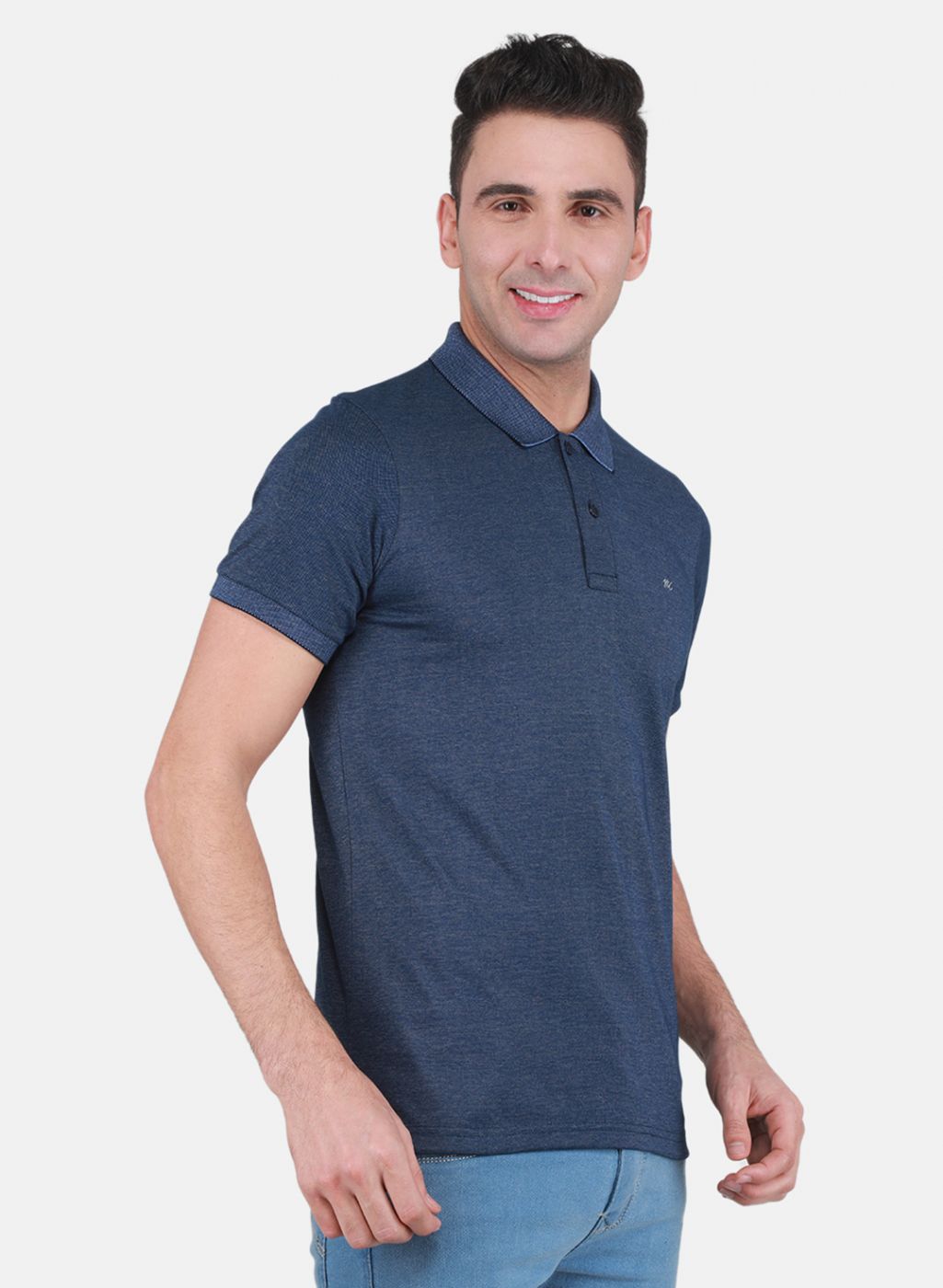 Men NAvy Blue Solid T-Shirt