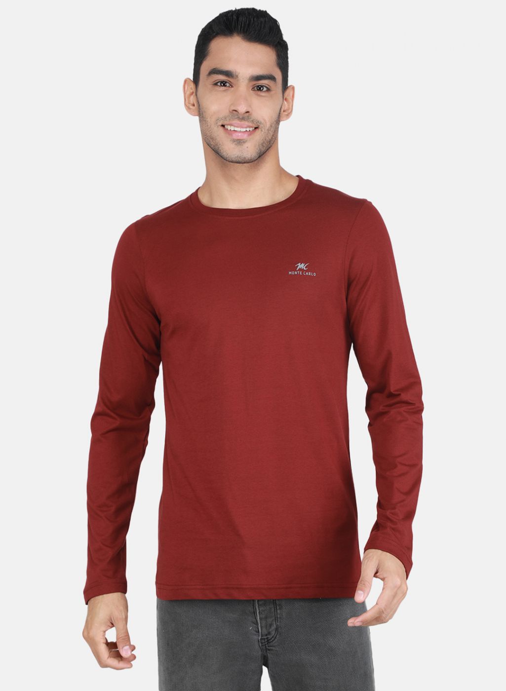 Men Maroon & Black Solid T-Shirt